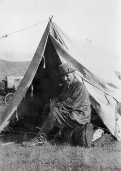 William Calder in camp, photographed by Christopher Cox on their first expedition to Phrygia in 1924